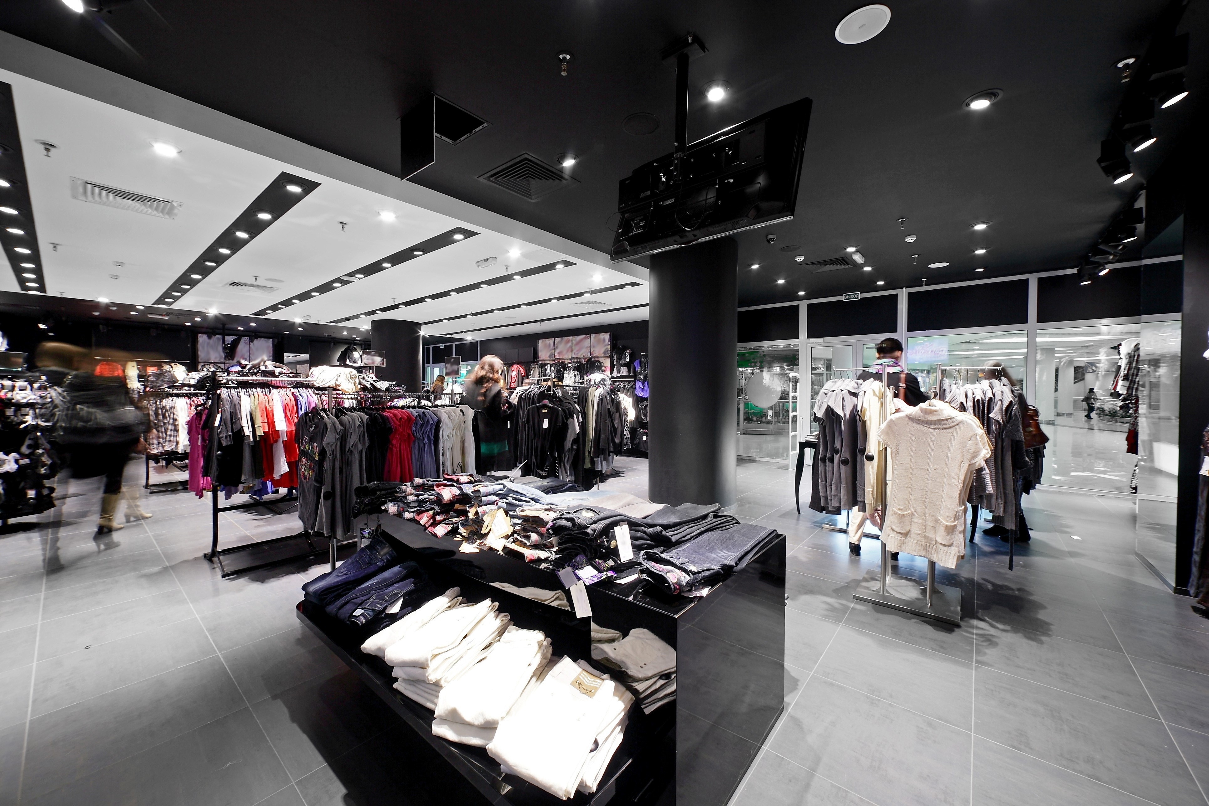 shopping mall